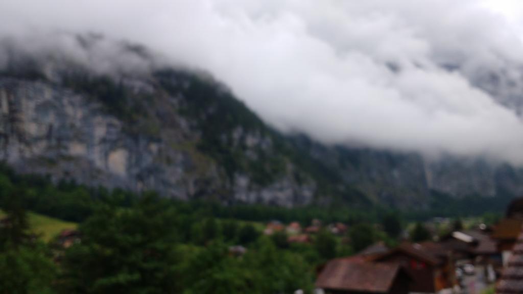 Base Cafe Apartment Lauterbrunnen Ngoại thất bức ảnh
